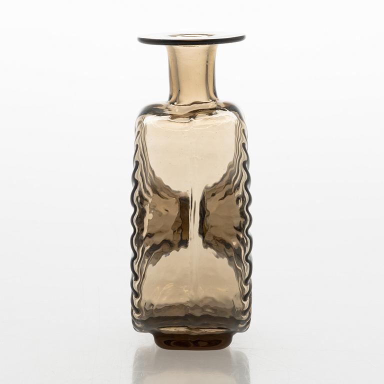 Helena Tynell, Sun bottle for Riihimäen Lasi Oy. In production 1964-1974.