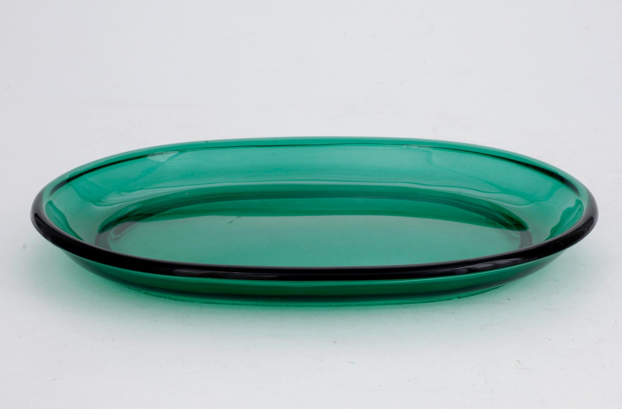 HUMMERTALLRIKAR, 17 st, glas, 1900-talets mitt.