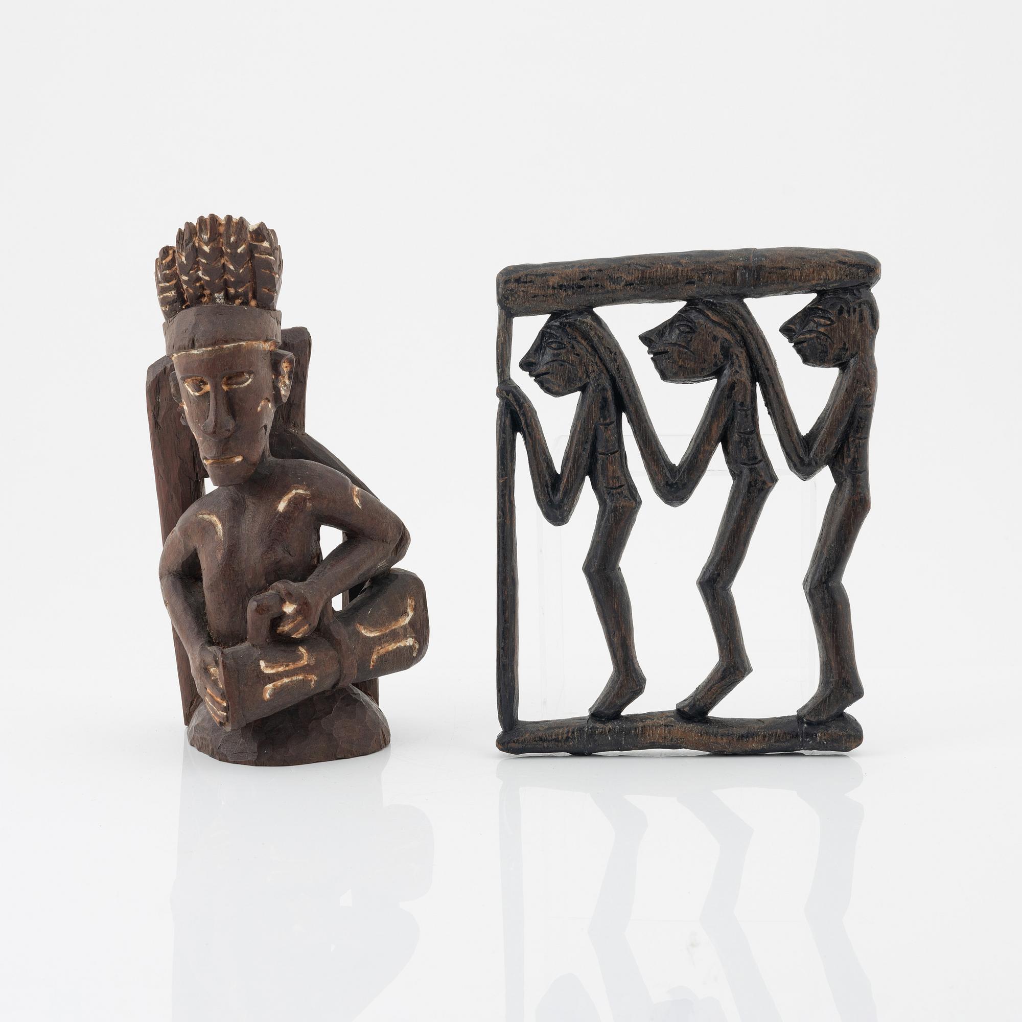 Skulpturer, två stycken, trä. Asmat, Indonesien, Jakarta, 1900-tal.