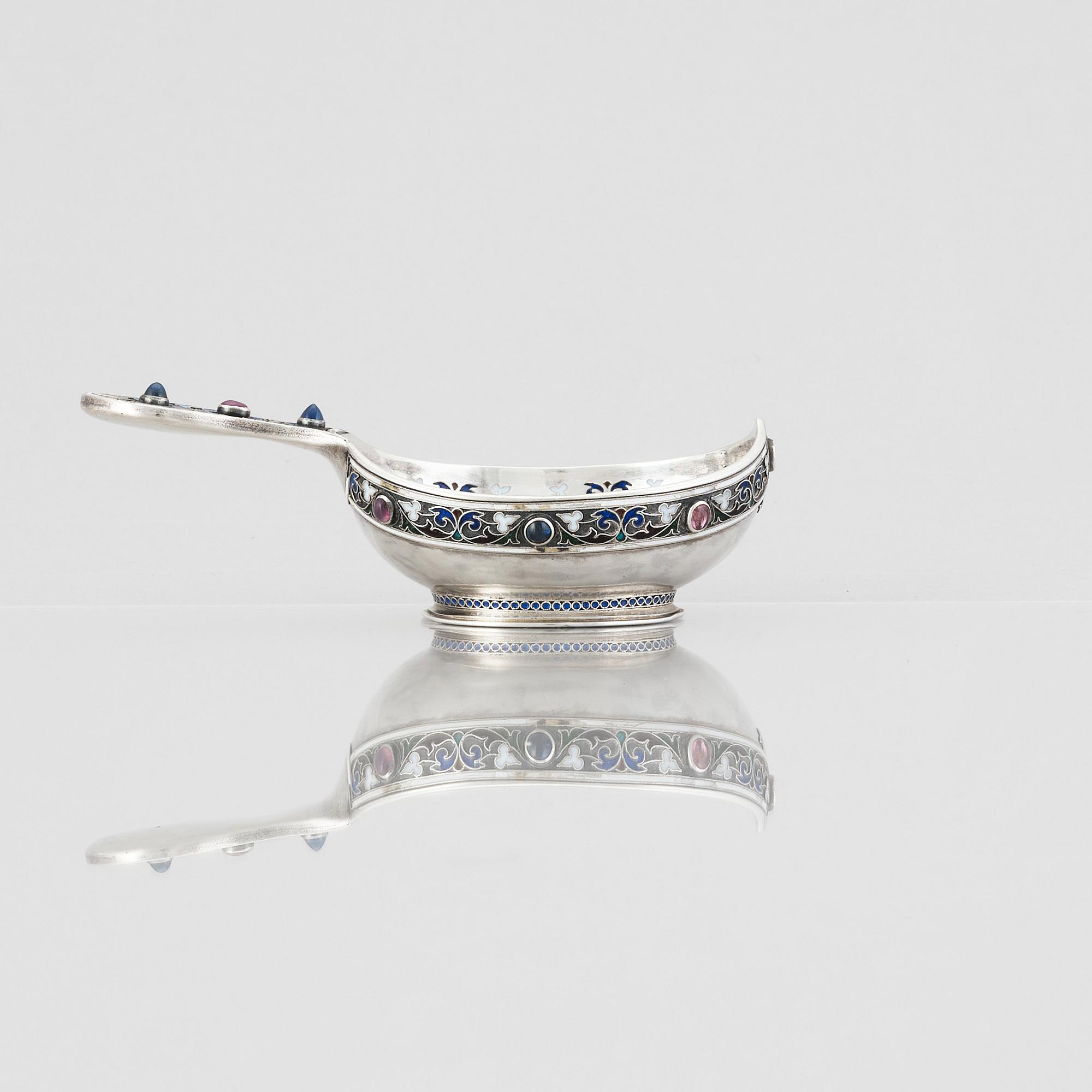 Kåsa, silver, St Petersburg 1893, möjligen Nikolaj Alexejev.