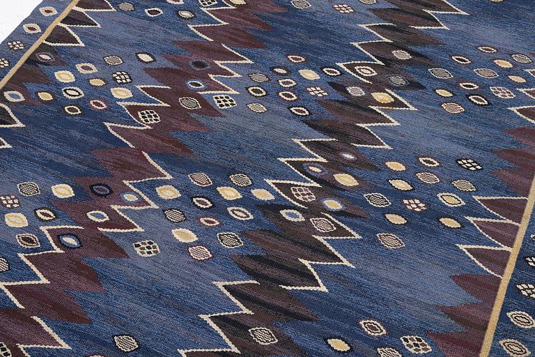 Barbro Nilsson, a carpet, 'Snäckorna' tapestry weave, approx. 273 x 193 cm, signed AB MMF BN.