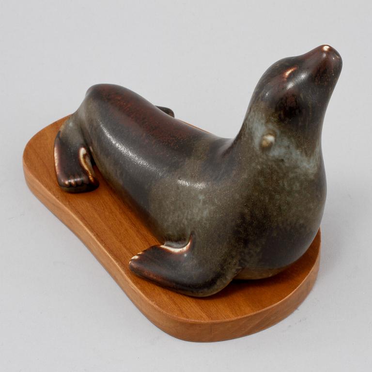FIGURIN, stengods, Gunnar Nylund, Rörstrand, 1900-talets andra hälft.