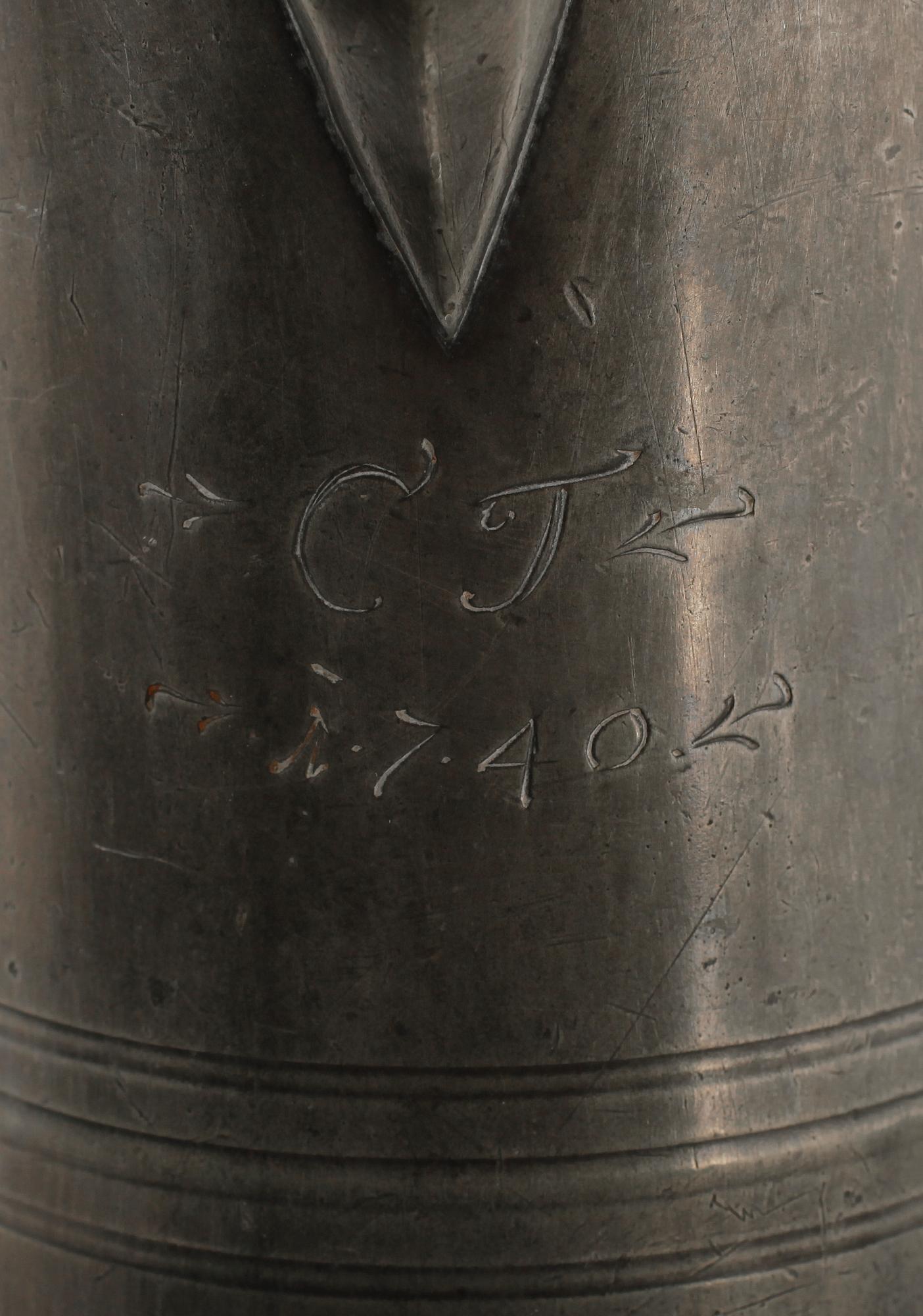 KANNA, tenn, oidentifierade stämplar, sannolikt 1800-tal.