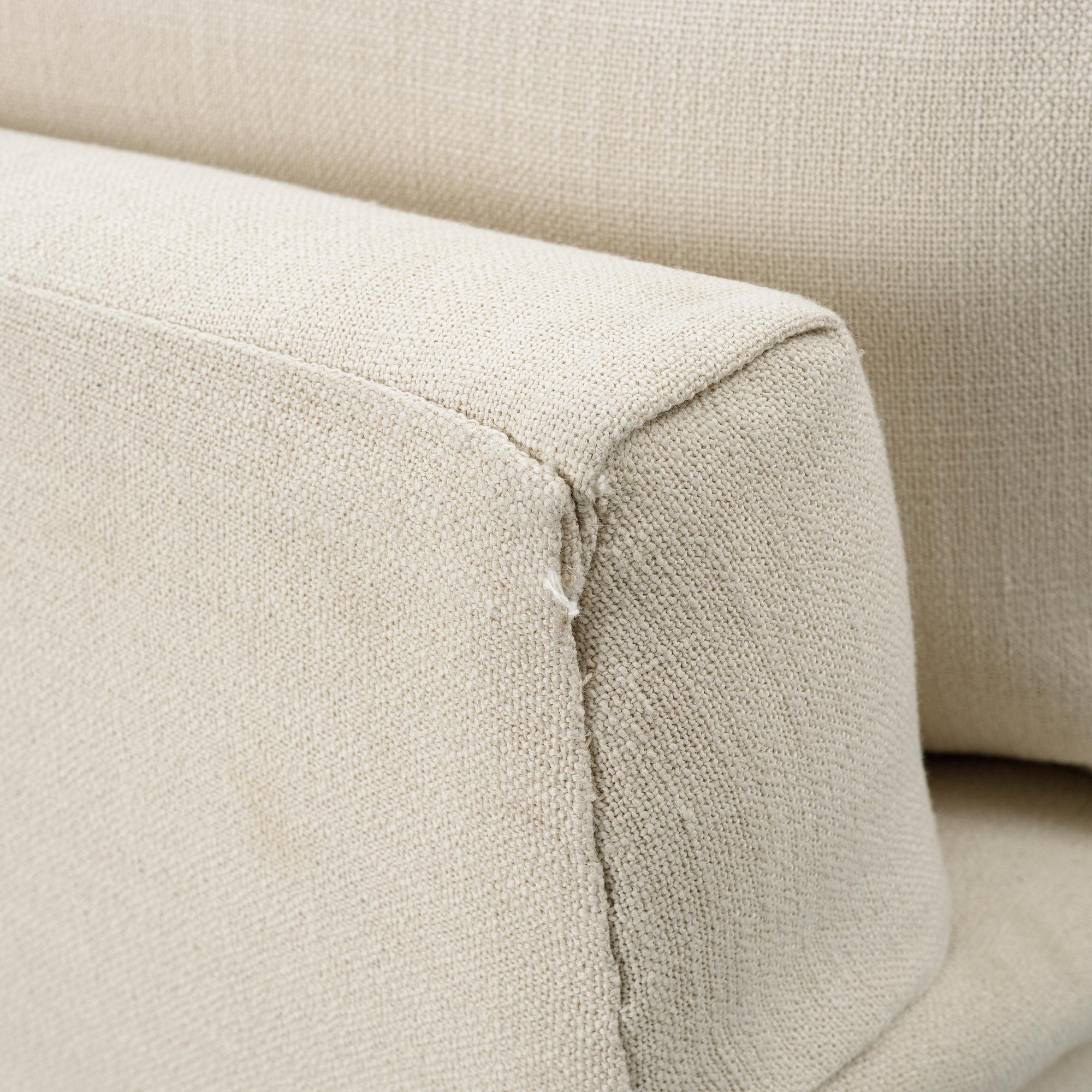 A Howard model sofa, DIS Inredning.