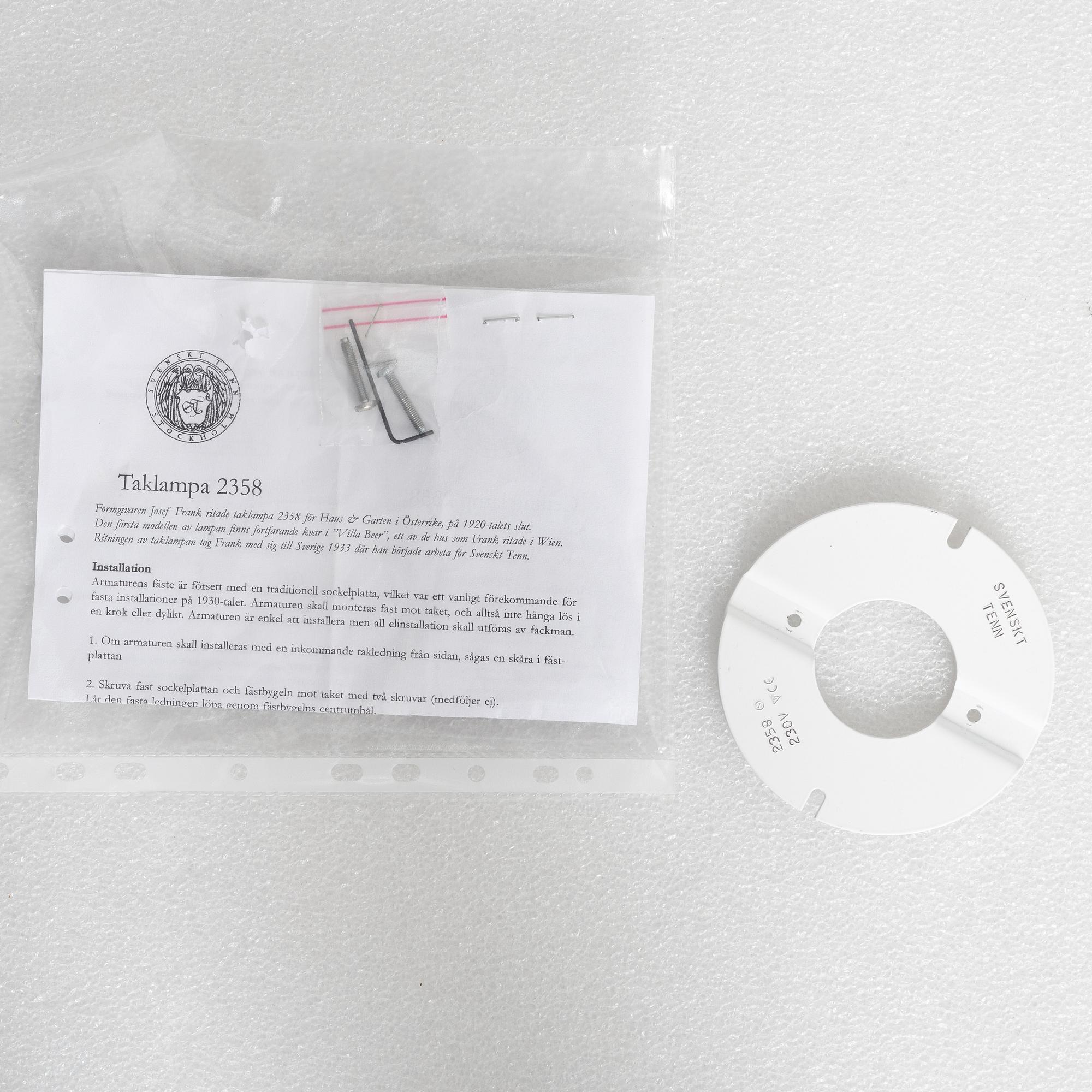 Josef Frank, taklampa, modell 2358, Firma Svenskt Tenn.
