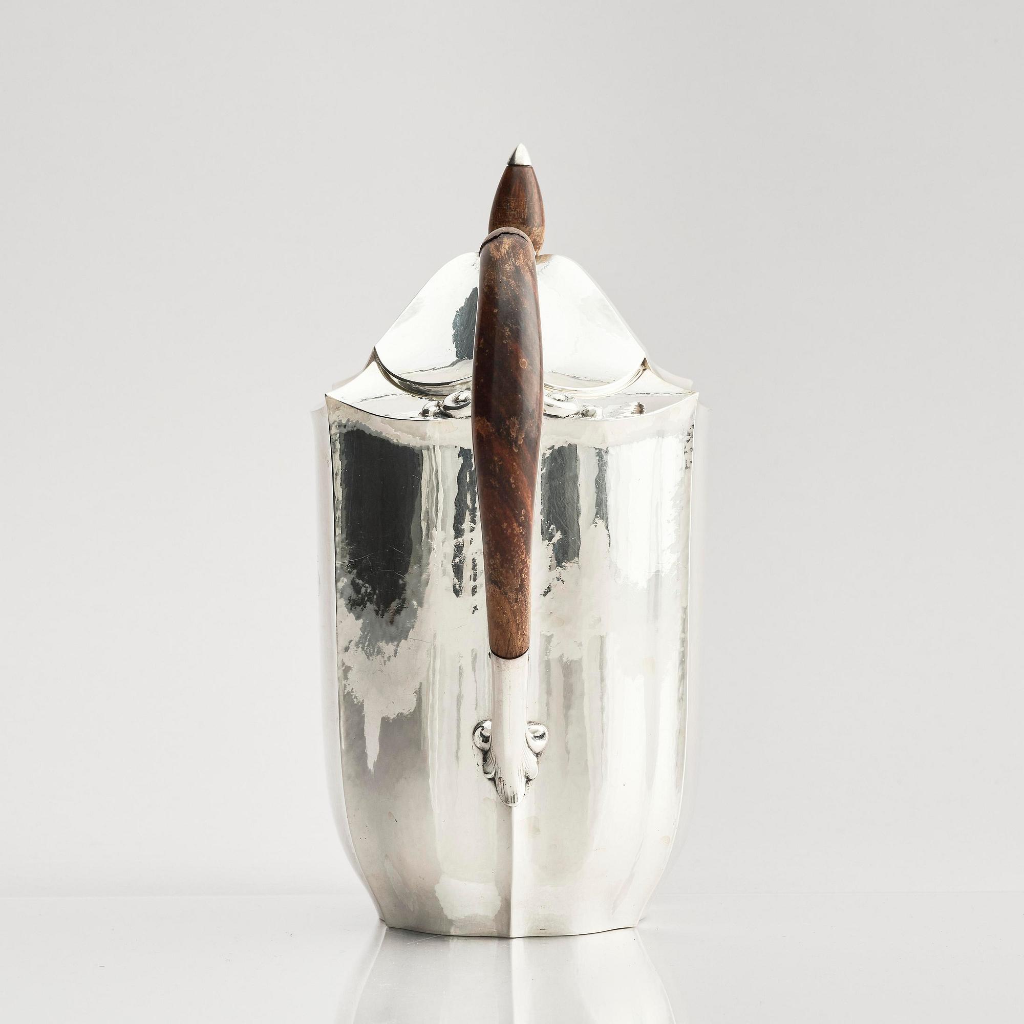 Karl Anderson, a silver coffee- and teaset, 4 pieces, Stockholm, Sweden 1918.