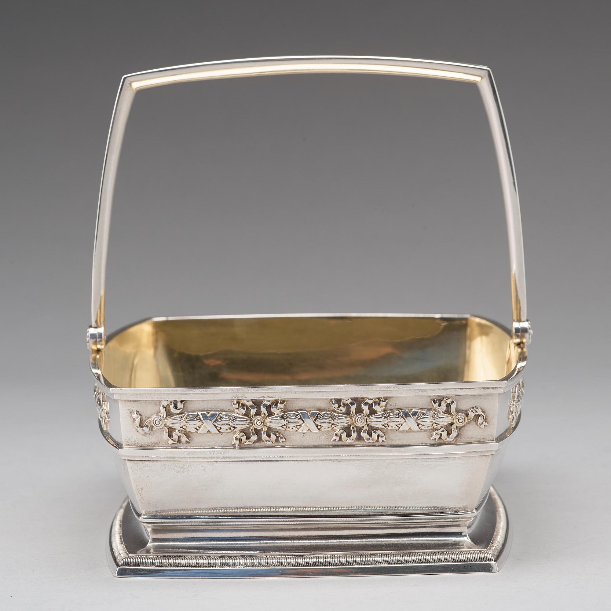 A FABERGÉ parcel-gilt basket, Moscow 1894. Imperial Warrant and scratched invntory no. 4969.