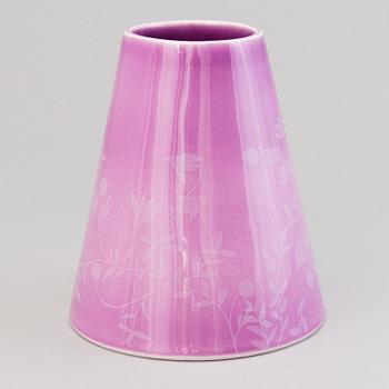 HEINI RIITAHUHTA,  a 'Pink cranberry' porcelain vase signed Heini Riitahuhta 2005.