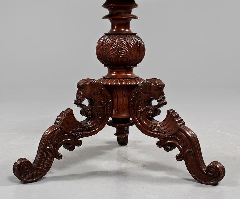 SALONGSBORD, 1800-tal.