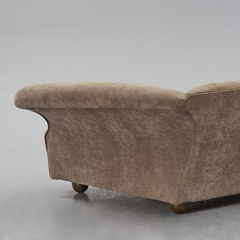 Josef Frank, soffa, "Liljevalchssoffan", Firma Svenskt Tenn, sannolikt 1940-tal.