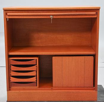 Jalusiskåp, design Kerstin Hörlin-Holmqvist för A&C Collection AB, Br. Perssons Specialsnickeri AB, 1900-tal.