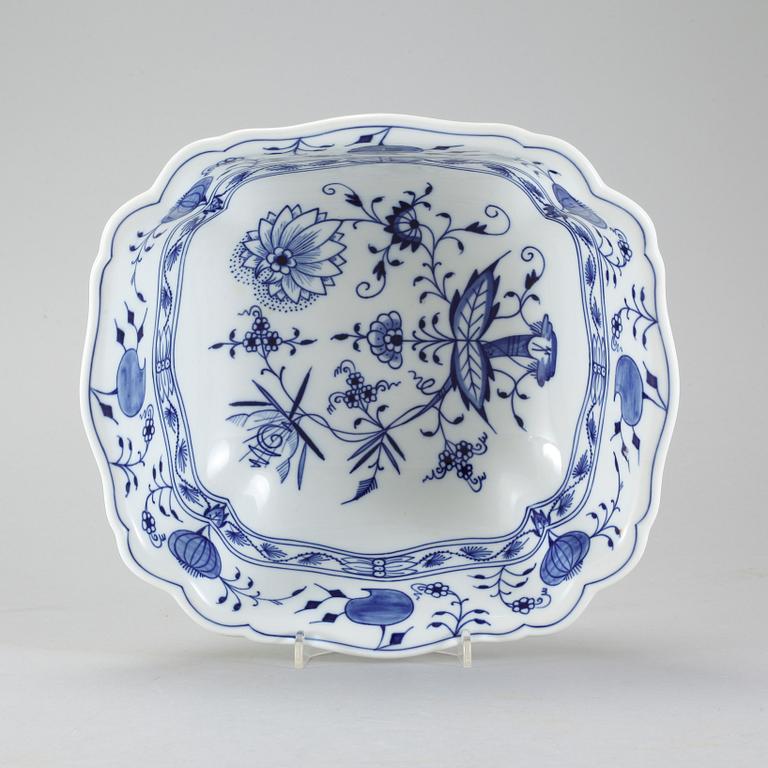 A 20th century porcelain Meissen bowl.