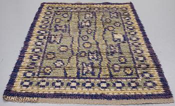 MATTO, knotted pile, ca 225 x 138 cm, signed GH.WESTMAN, attributed to Hans (Gustaf) Westman.