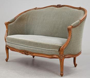 SOFFA. Louis XV-stil, 1900-tal.