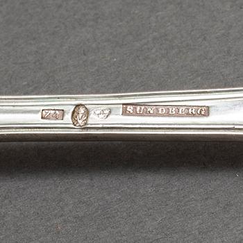 Sixteen 18th and 19th Century silver spoons.