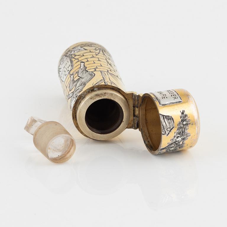 Sampson Mordan & Co, parfymflaska, silver, London 1883.