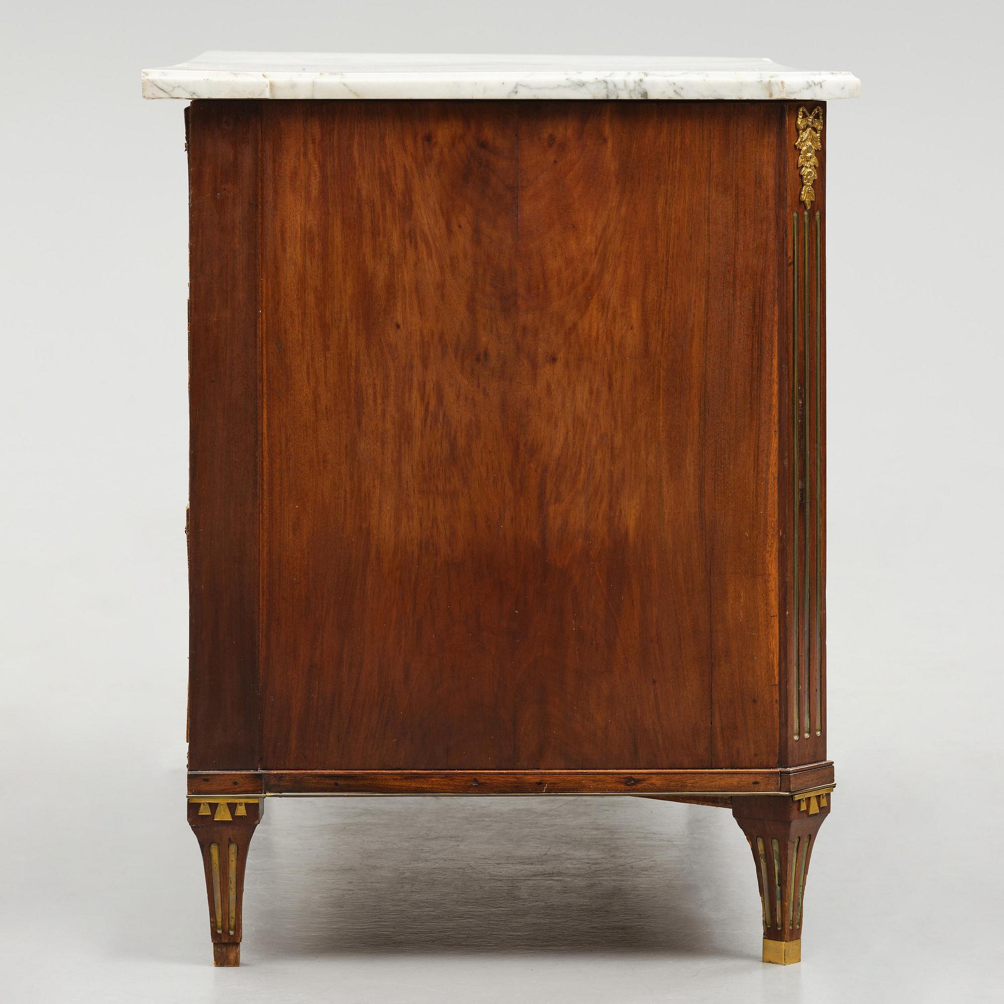 A late Gustavian mahogany commode, Stockholm, late 18th century.