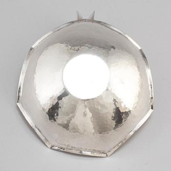 CLAËS E. GIERTTA, a sterling silver bowl, Stockholm 1974.