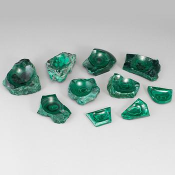 Ten 20th century malachite dishes.