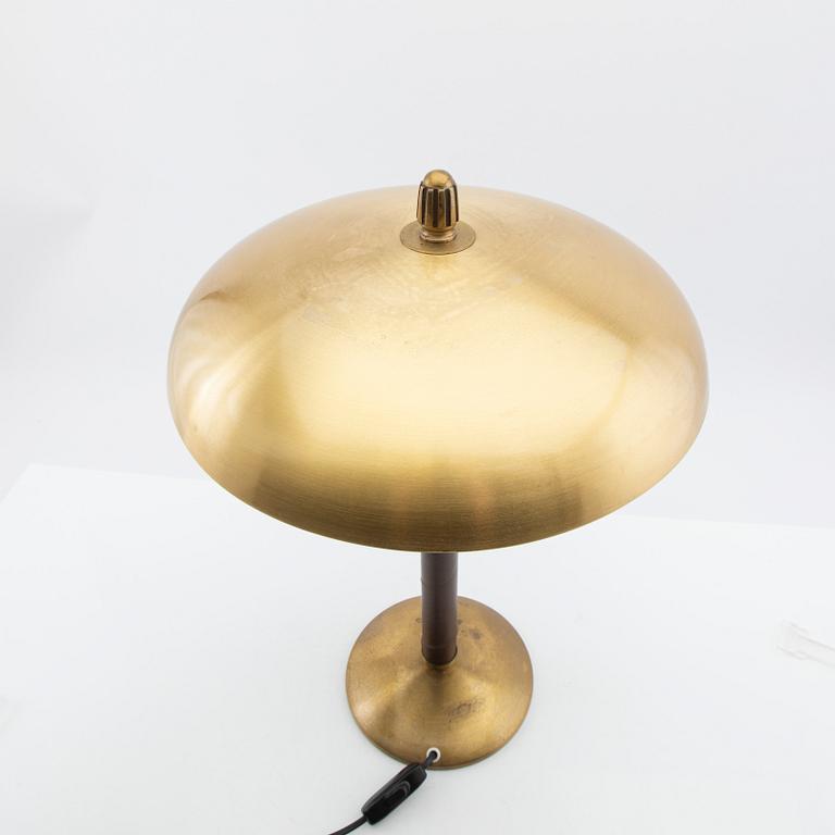 Einar Bäckström's Metal Goods Factory, table lamp, model '5013', Swedish Modern, 1940s.