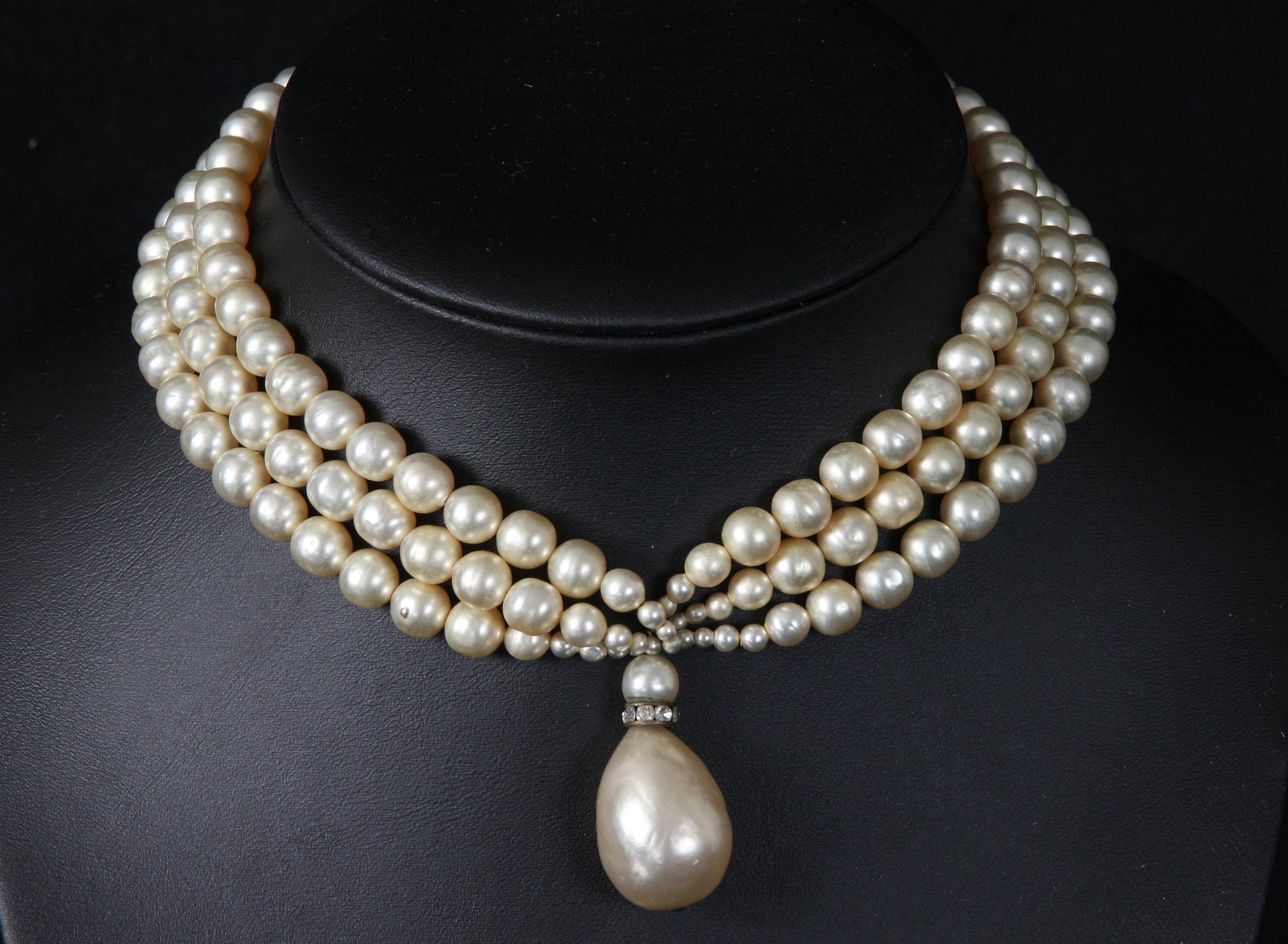HALSBAND, 1900-tal.