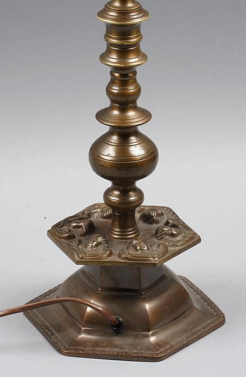 BORDSARMATUR. Barockstil.
