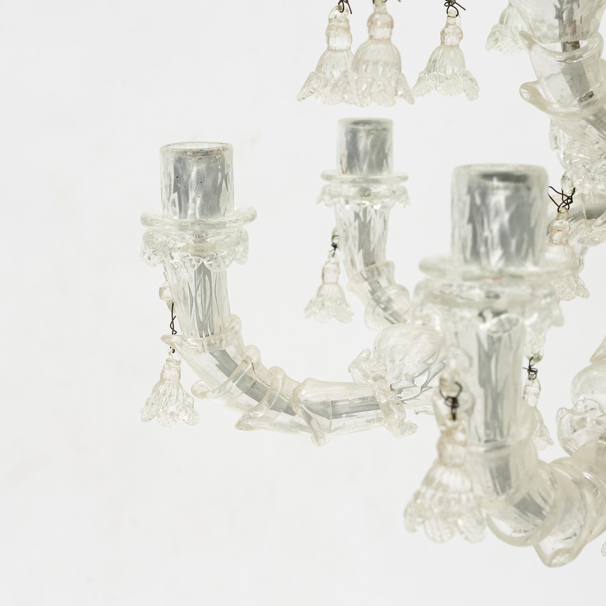 A Venetian style chandelier, mid 20th Century.