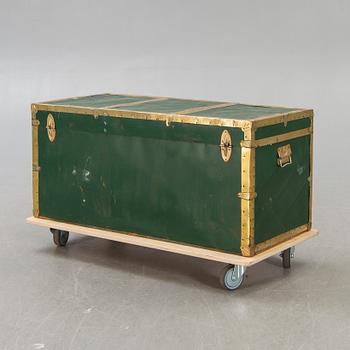 An Italian mid 1900s trunk.