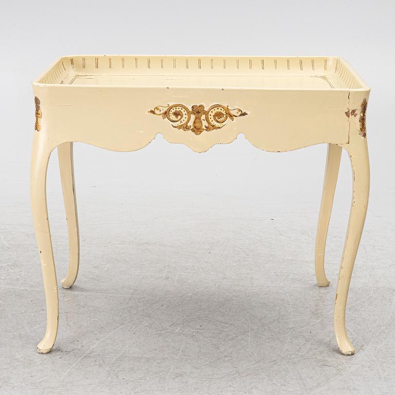 A Rococo-style tea table, beginning of the 20th century.