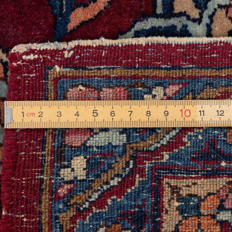 Rug,Yasd, approximately 215 x 130 cm.
