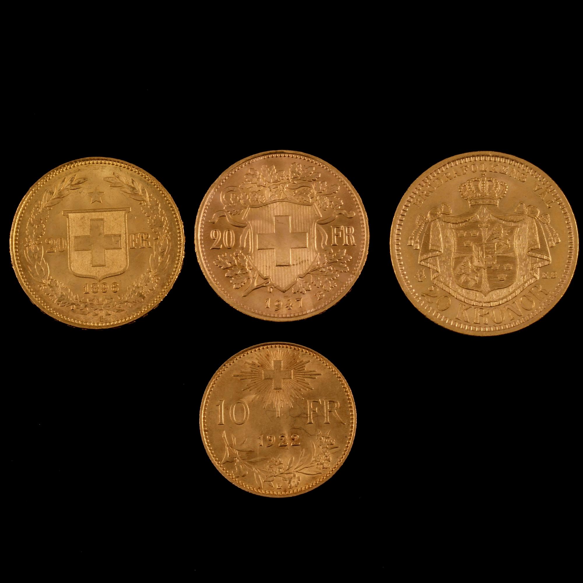 MYNT, 4 st, 18k guld, daterade 1899, 1947, 1896 samt 1922, vikt 25 g.