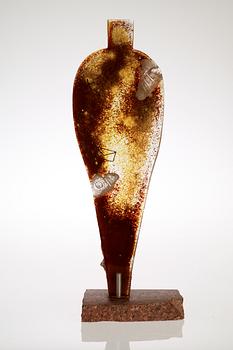 A Bertil Vallien sand-cast glass sculpture, Kosta Boda 1989.