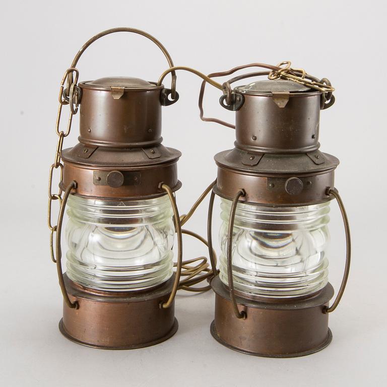 SKEPPSLYKTOR, koppar, 2 st, 1900-talets andra hälft.
