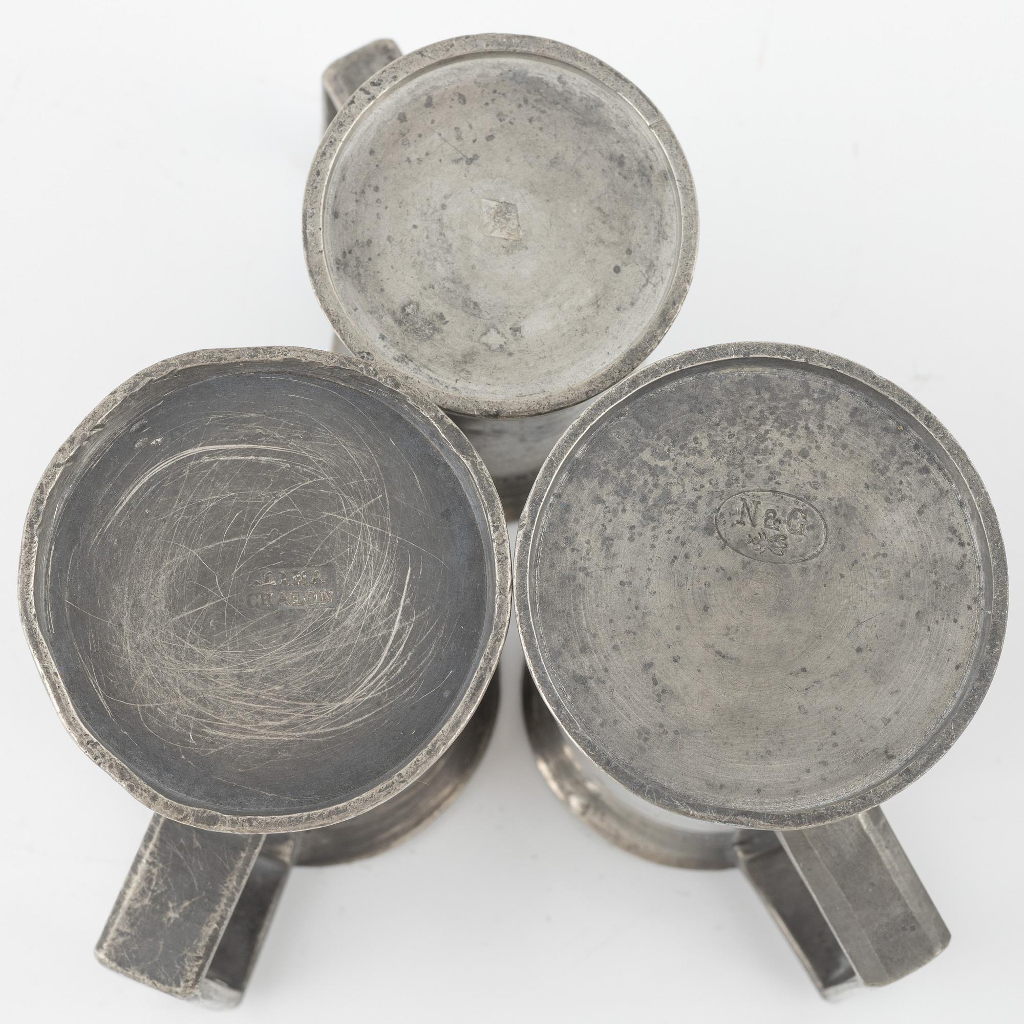 A set of 9 measurments wherof one Brenu, France, late 19th century.