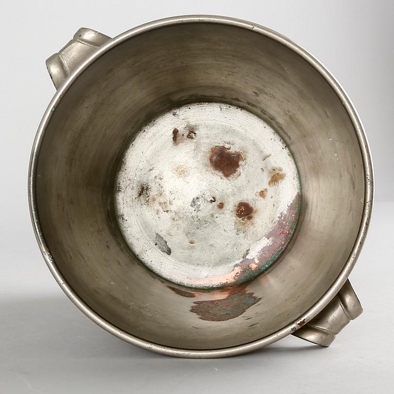 An firts half 20th century Morlant Champange cooler, Reims, France.