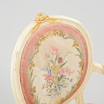 KARMSTOLAR, ett par, gustavianska, 1700-talets andra hälft.