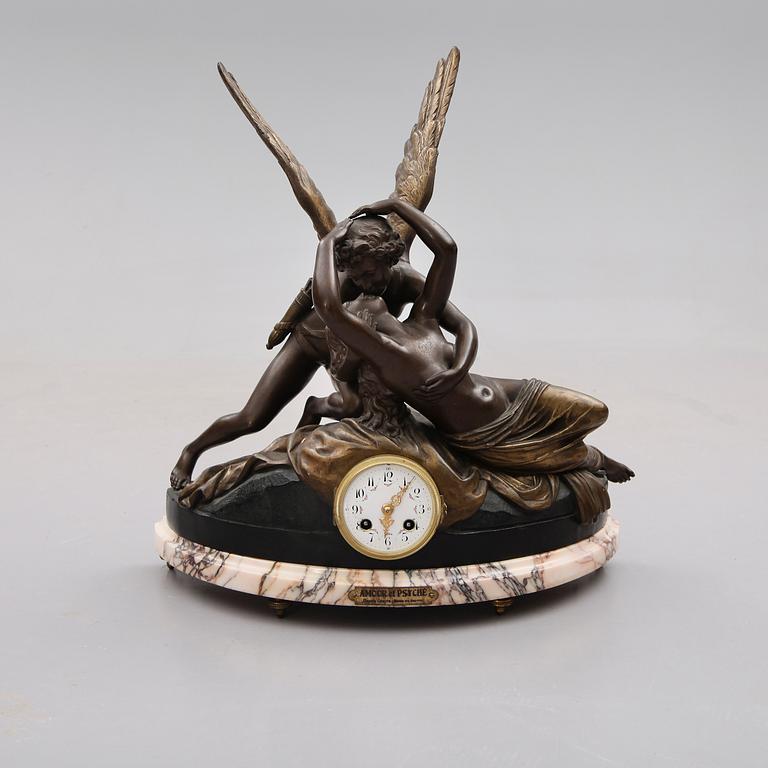 BORDSPENDYL, efter Canova, Frankrike, 1800-talets andra hälft.