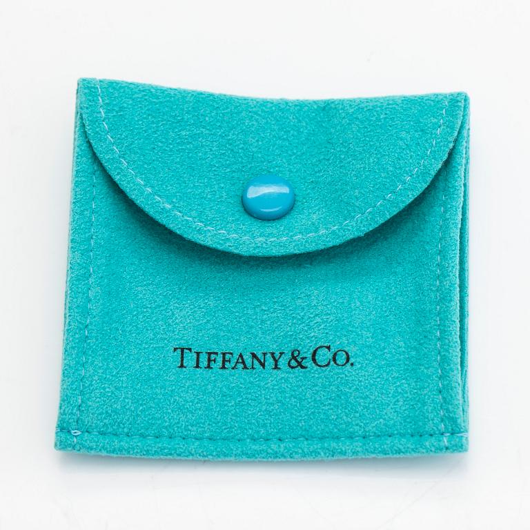 Tiffany & Co, an 18K gold 'Bean' ring by Elsa Peretti.