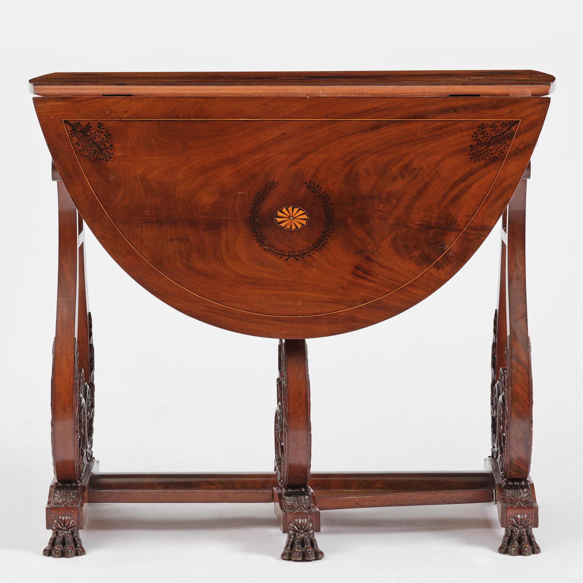 Biblioteksbord, Sverige, 1800-talets första hälft.