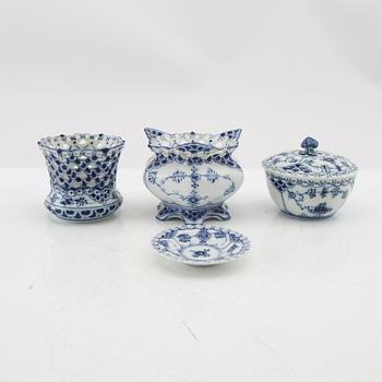 Servis  52 dlr Musselmalet Royal Copenhagen Danmark porslin.