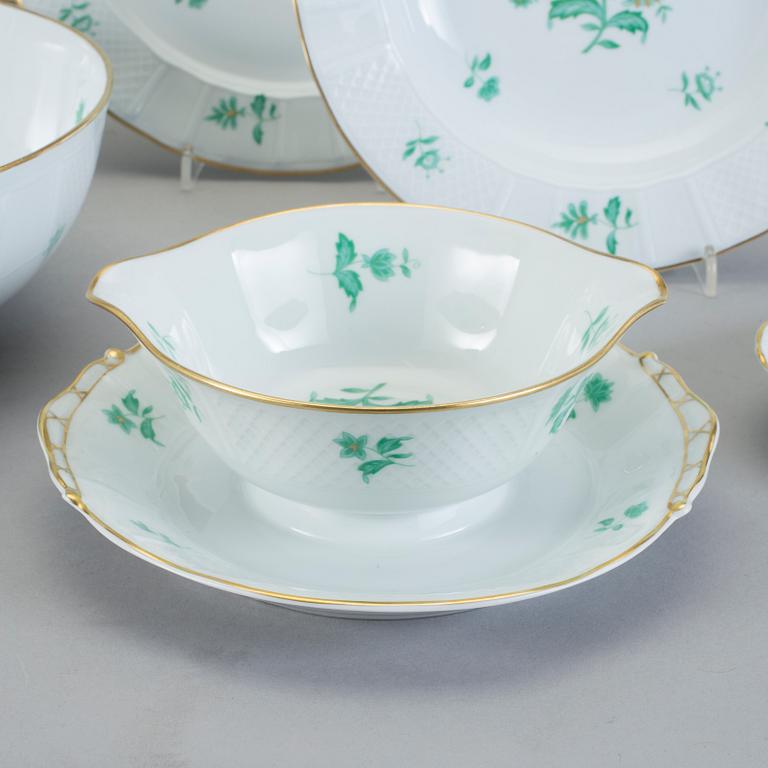 SERVIS, 47 delar, porslin, "Langeais", L Bernardaud & Co, Limoges, Frankrike.