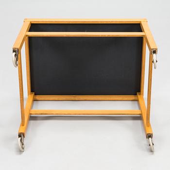 Olavi Hänninen, a 1960s tea trolley for HMN Huonekalu Mikko Nupponen, Lahti, Finland.