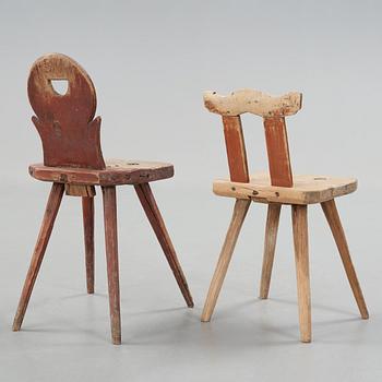 two folk art chairs from Hälsingland in the 19th century.