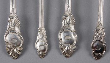 BESTICK, 23 delar, silver, Gustaf Theodor Folcker o Gustaf Möllenborg Stockholm 1847-59. Tot vikt 1425 gram.