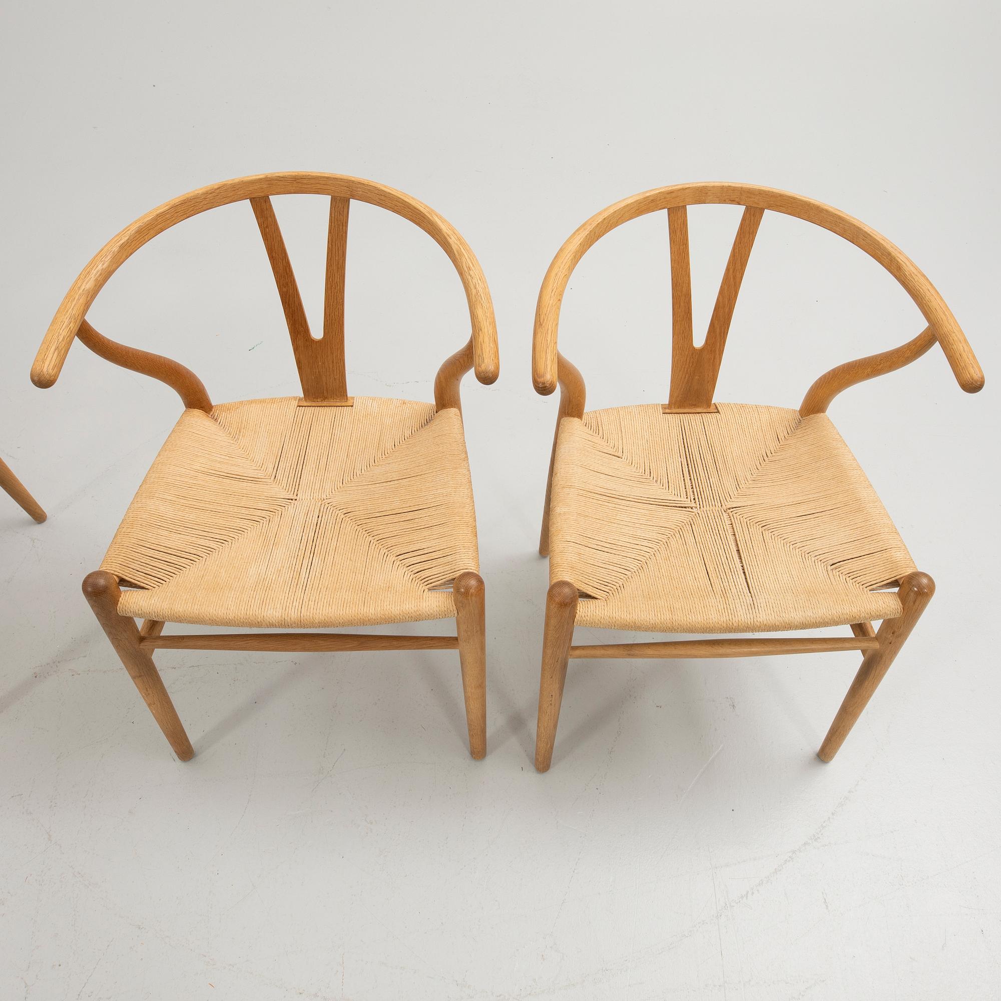 Hans J. Wegner, chairs, 4 pcs, model CH24 "The Wishbone Chair", Carl Hansen & Son, Odense, Denmark.