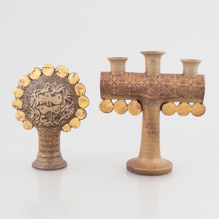 Lisa Larson, figurin, "Guldträd" och ljusstake, "Medaljong", stengods, Gustavsberg.