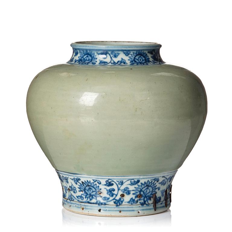 A blue and white celadon ground jar, Ming dynasty (1368-1644).