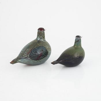 Oiva toikka, two glass birds, Nuutajävri, Notsjö, Finland.