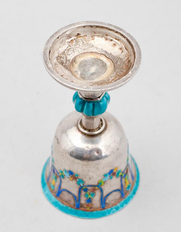POKAL, silver, sannolikt Kina, 1800-tal. Vikt ca 52 g.
