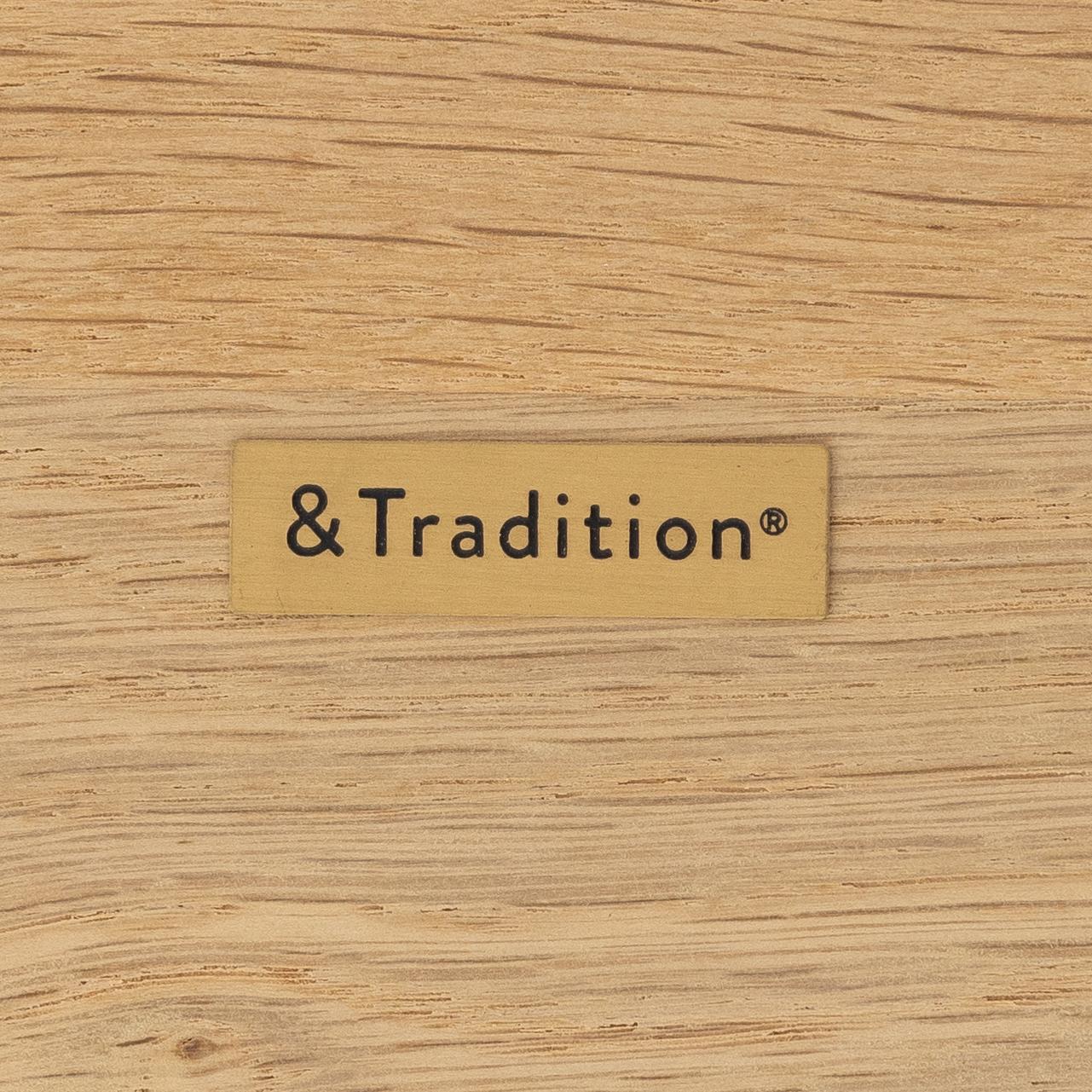 Peter Hvidt & Orla Mølgaard Nielsen, matbord, "Drop Leaf HM6", &Tradition.